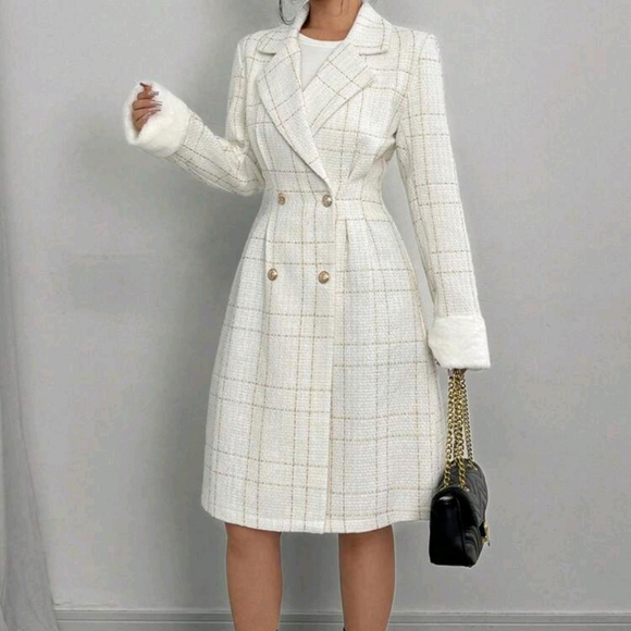 Elegant Stand Collar Contrast Color Chinese Style Button Cloak-Style Shawl Women - Picture 3 of 4